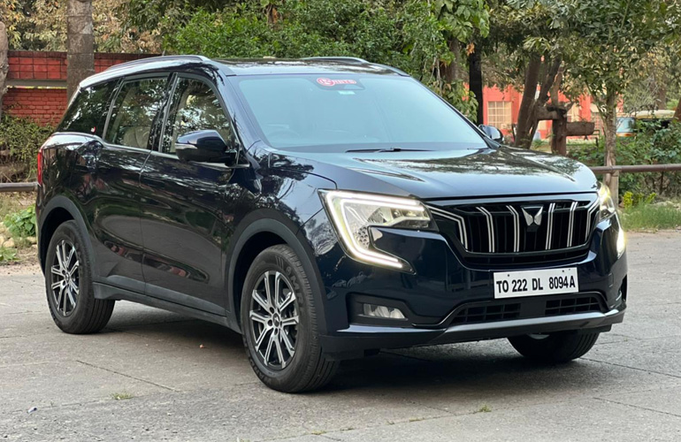 Mahindra XUV700 AX7 AWD AT DSL Self Drive Cars