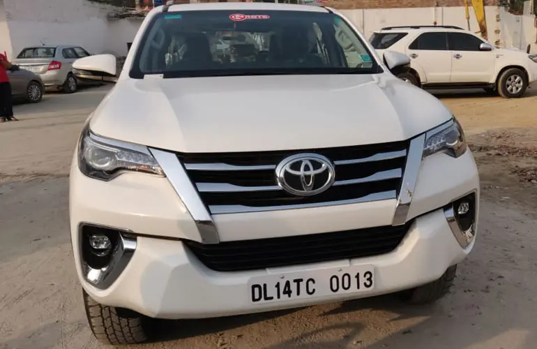 Toyota Fortuner 4x2 Self Drive Cars