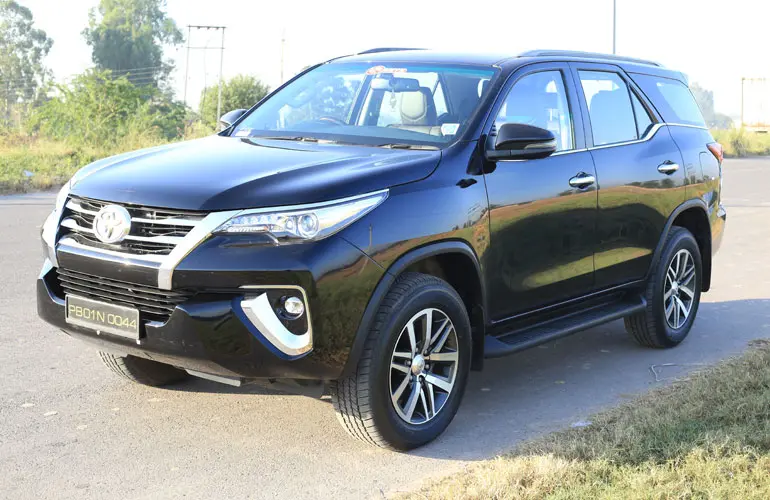 Toyota Fortuner 4x4 AT DSL 4x4 SUVS