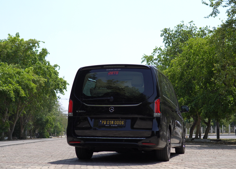 Mercedes Benz V-Class 300d Avantgarde Extra LWB Luxury Cars