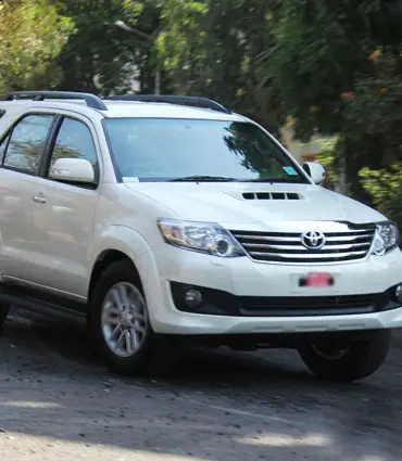 Toyota Fortuner 4X2 AT DSL