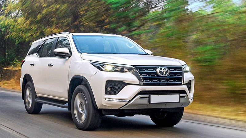 Self-Driving Toyota Fortuner 4×4 automated car in Delhi
