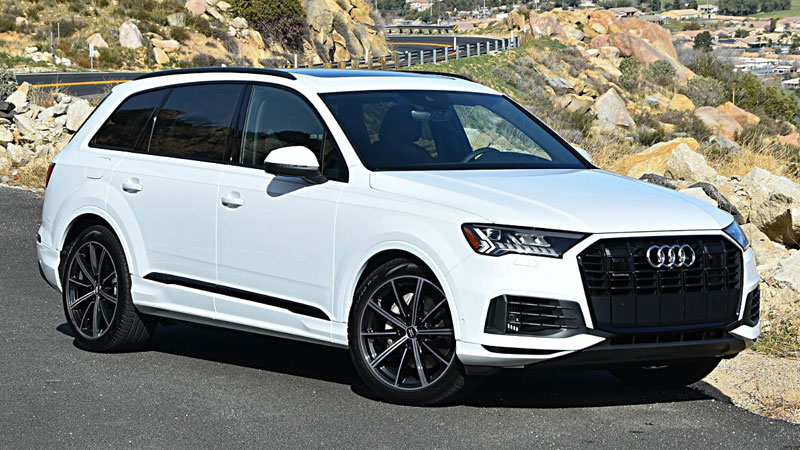 Travel Like Royalty: Luxury Car Hire in Delhi